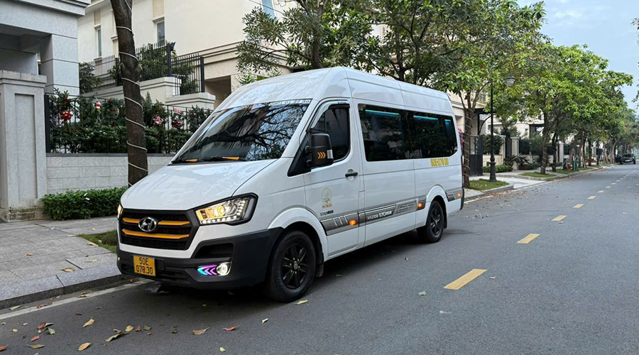Cho thuê xe 16 chổ tại TPHCM - sài gòn